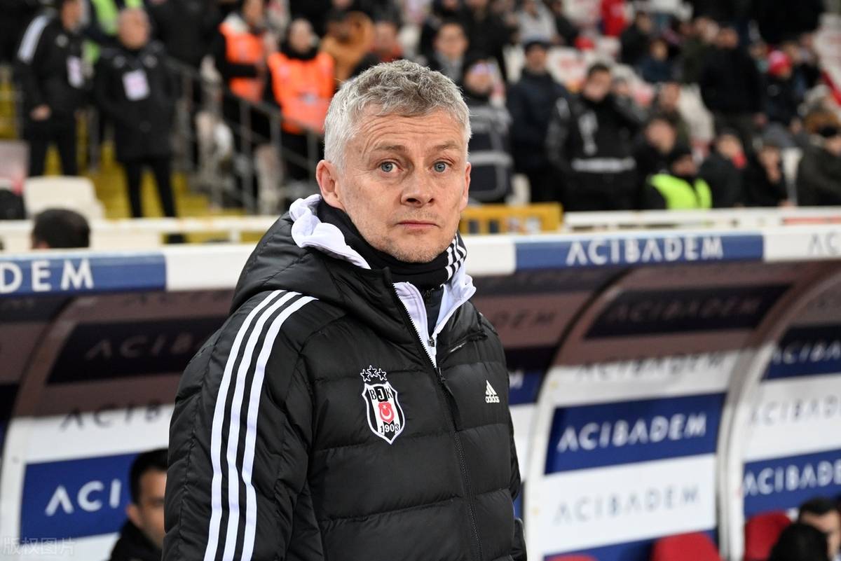 曼联队主帅索尔斯克亚将执教期延长至明年