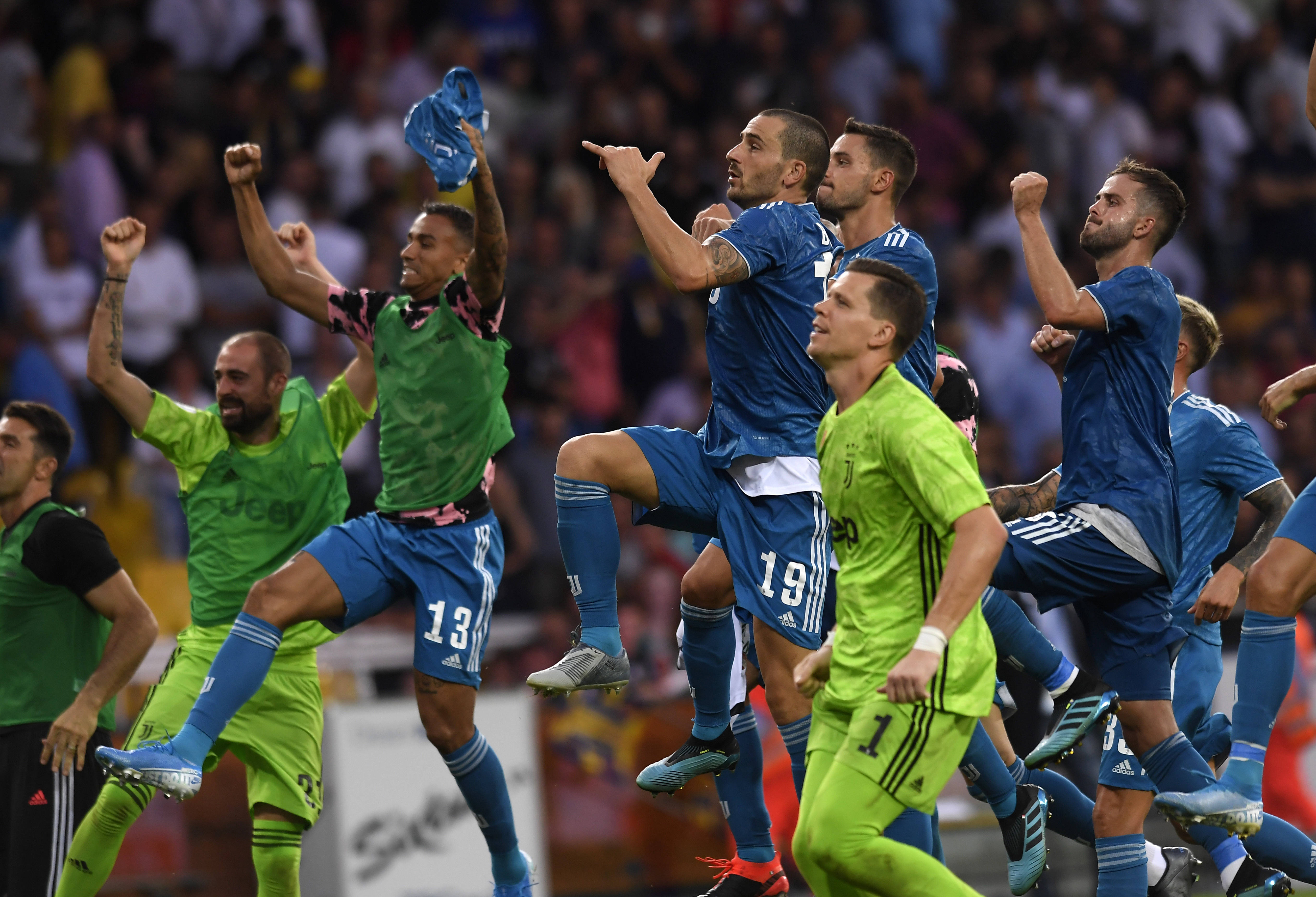 尤文图斯击败帕尔马仍难翻身