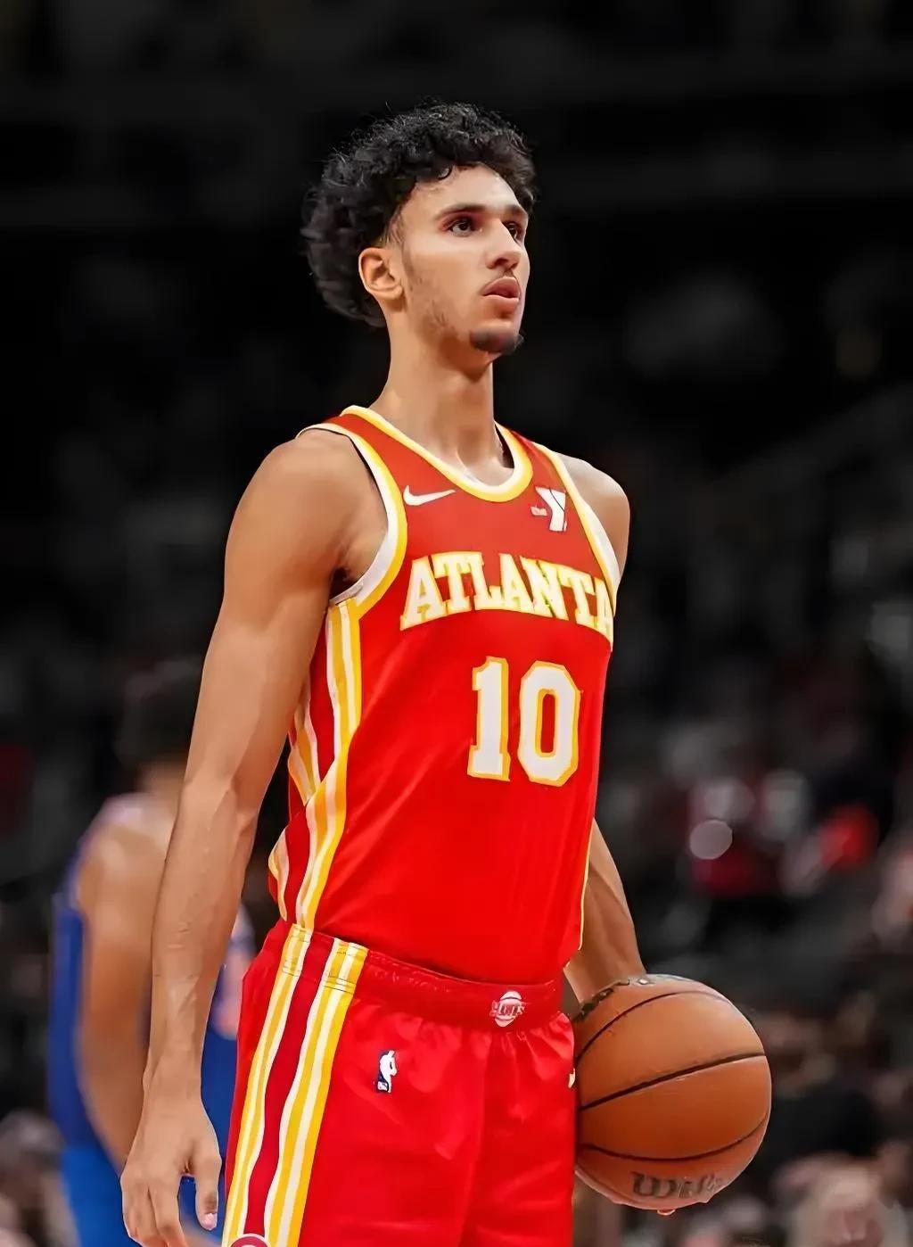 网球史上首位籃球大師詹姆斯img/img援手日本少年