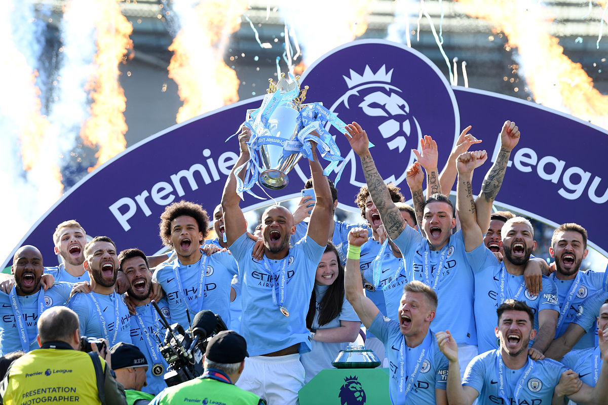 曼城领先8分!英超榜首之争激烈进行中 曼城领先8分!英超榜首之争激烈进行中